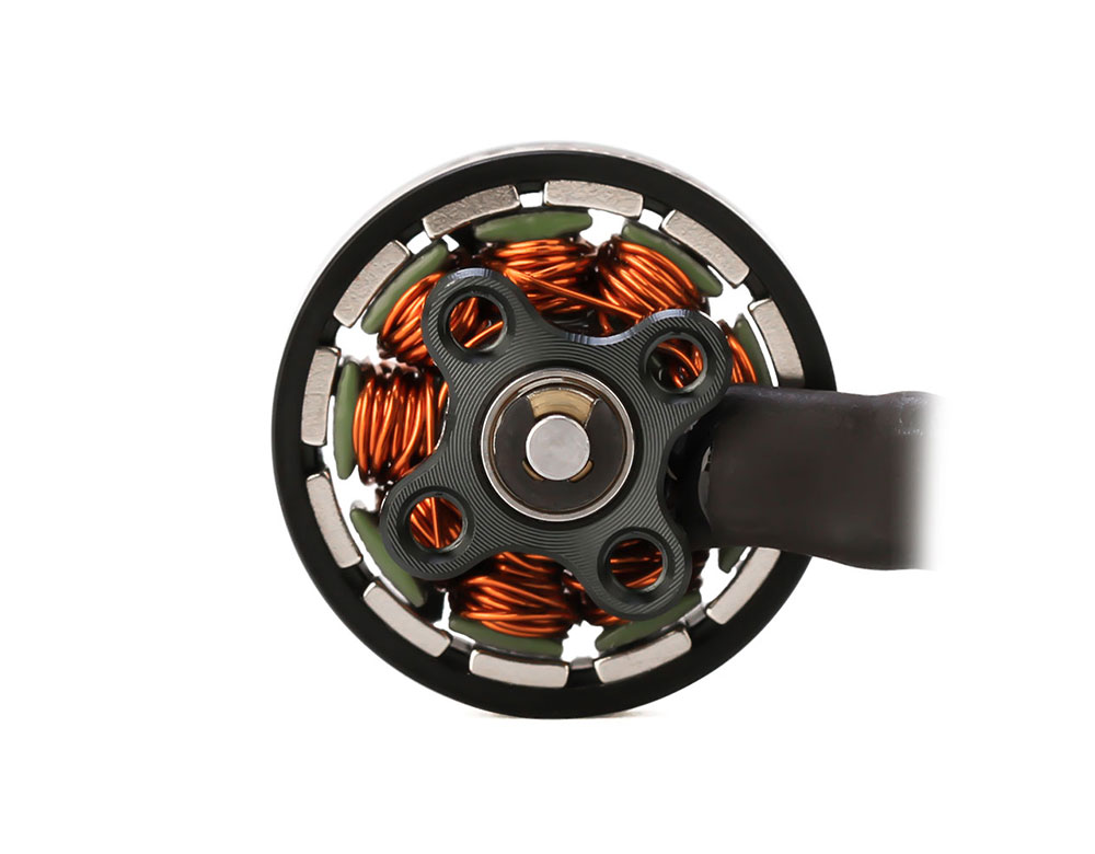 T-motor F1404 3800KV 2900KV 46 - Walksnail Avatar Hd Goggles X のレビューと価格